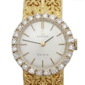 Omega 18k gold Diamond bezel 35grams.